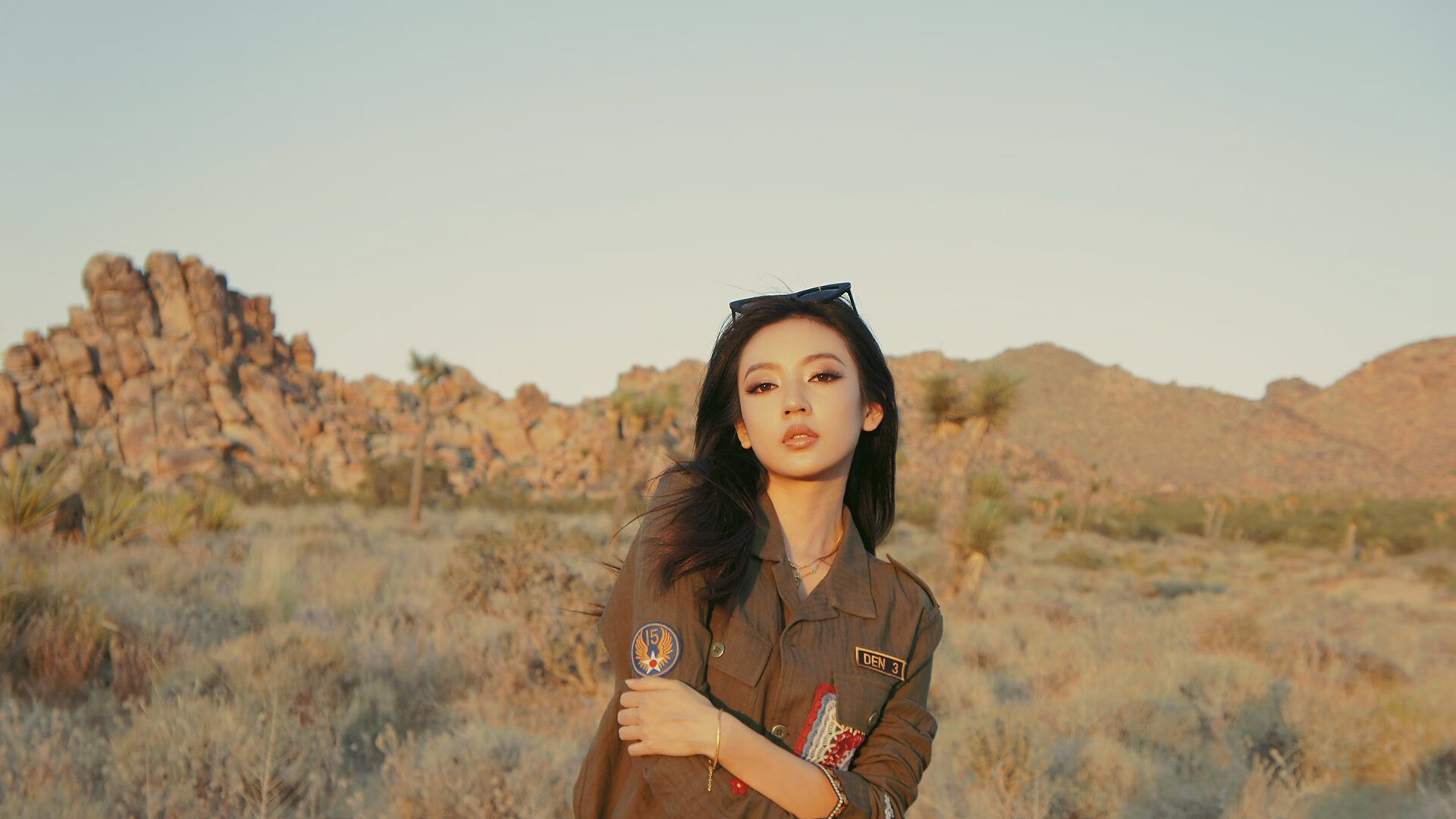 库尔图瓦因与前教练特德斯科的矛盾，曾拒绝为国家队出战。，库尔特品图斯